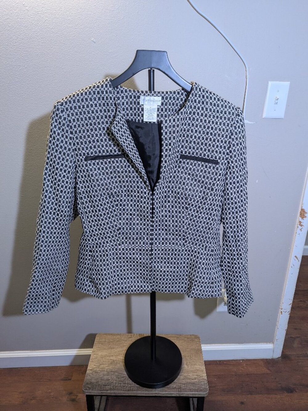 Worthington Black & White Square Pattern Blazer w/ Pockets